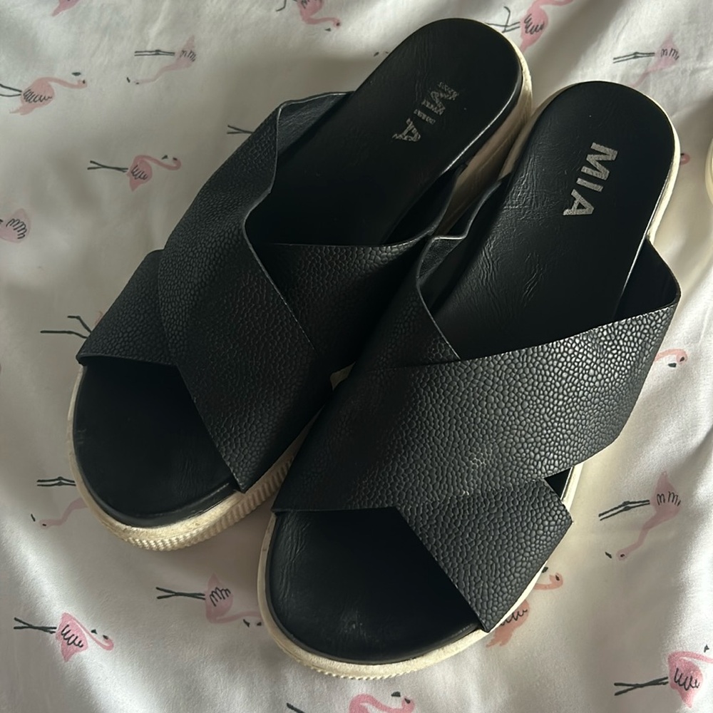 MIA Comfort Black Sandal Slides - 8